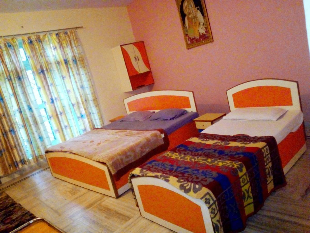 Hotel Surya Laxman Jhula Rishīkesh Dış mekan fotoğraf