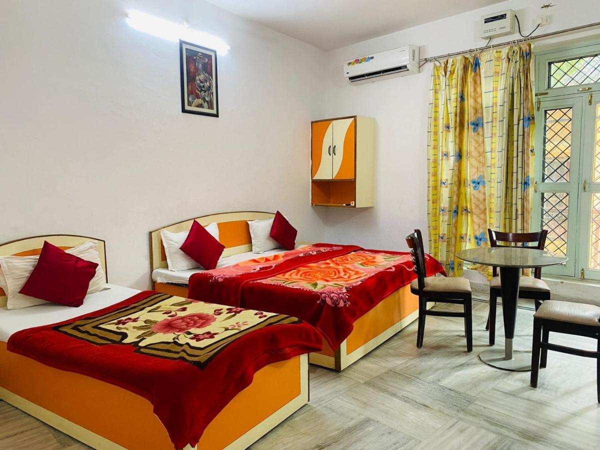 Hotel Surya Laxman Jhula Rishīkesh Dış mekan fotoğraf
