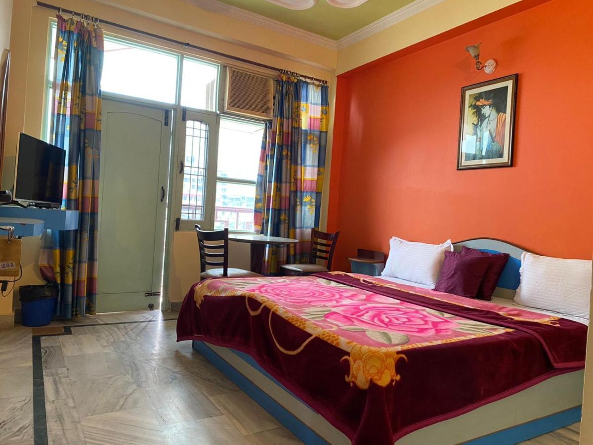 Hotel Surya Laxman Jhula Rishīkesh Dış mekan fotoğraf