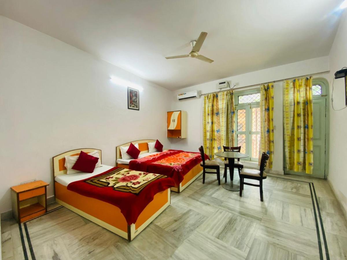 Hotel Surya Laxman Jhula Rishīkesh Dış mekan fotoğraf