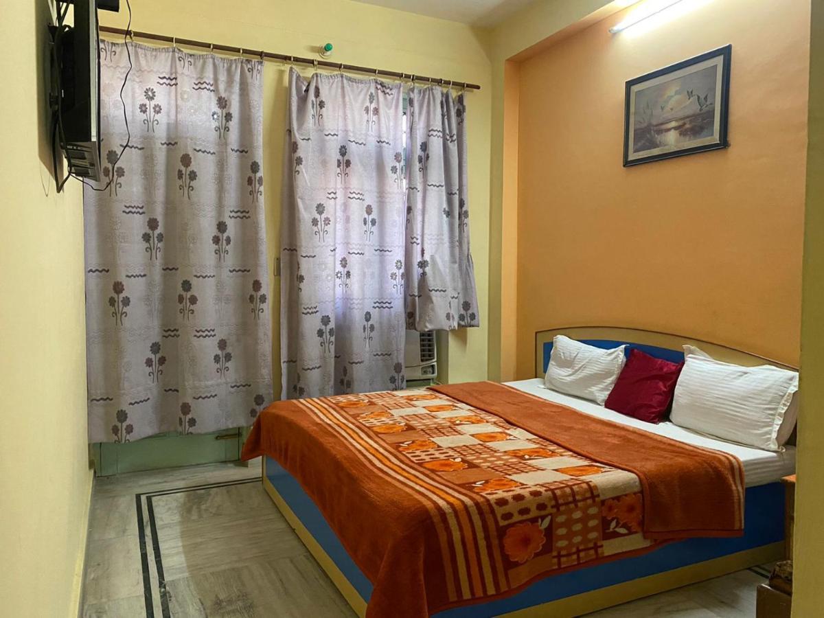Hotel Surya Laxman Jhula Rishīkesh Dış mekan fotoğraf